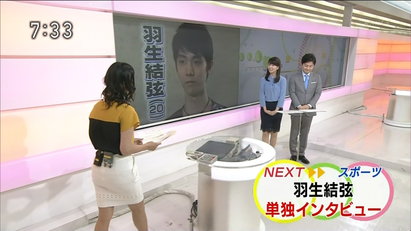 森花子と和久田麻由子　タイトなミニスカ尻！