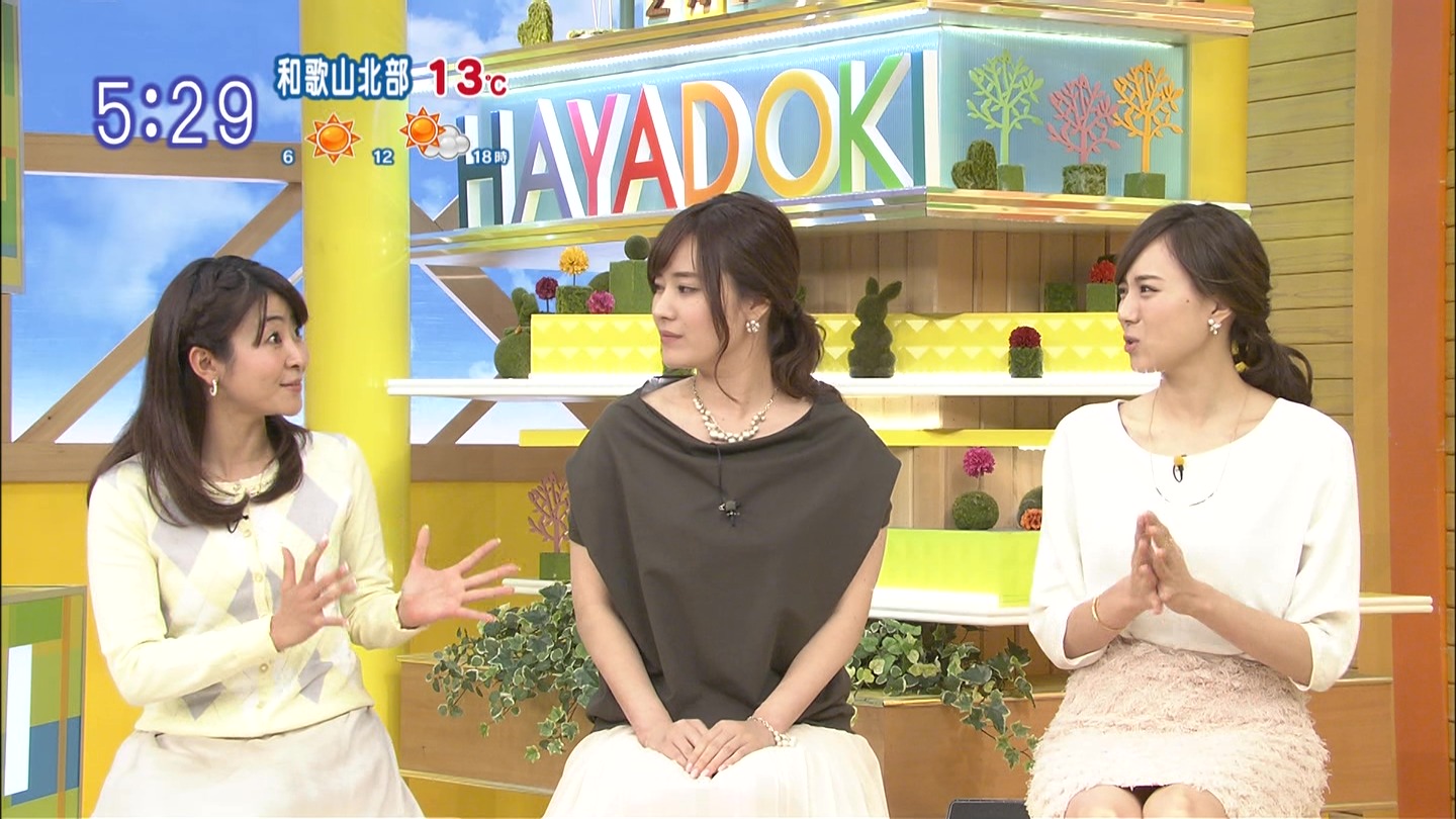 笹川友里アナ、ナマ脚▼ゾーン！　林みなほアナ、肩紐チラ！